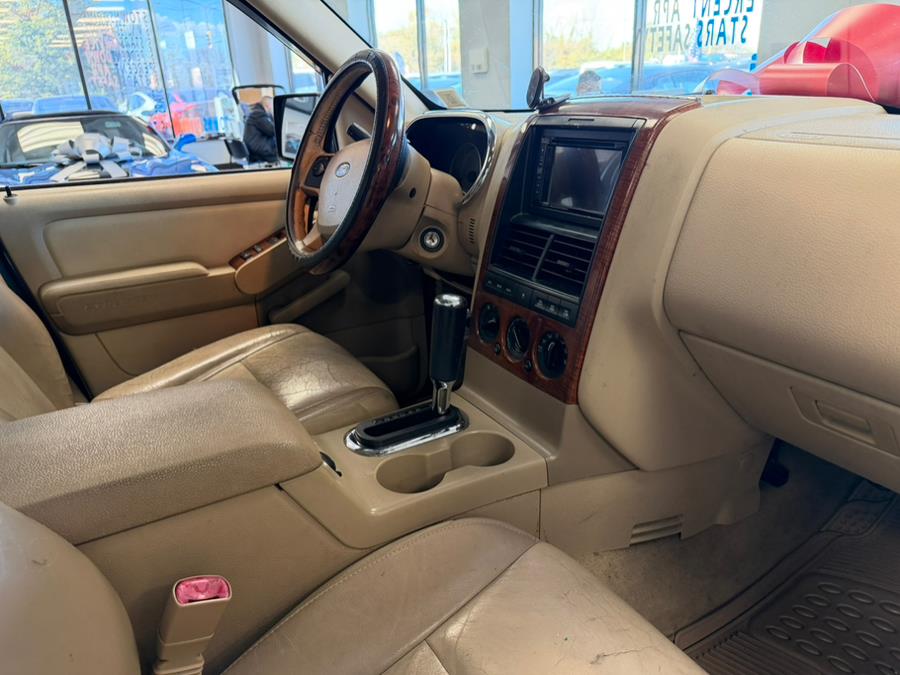 2006 Ford Explorer 4dr 114" WB 4.0L Eddie Bauer 4WD, available for sale in Inwood, New York | 5 Towns Drive. Inwood, New York 2006 Ford Explorer 4dr 114" WB 4.0L Eddie Bauer 4WD, available for sale in Inwood, New York | 5 Towns Drive. Inwood, New York