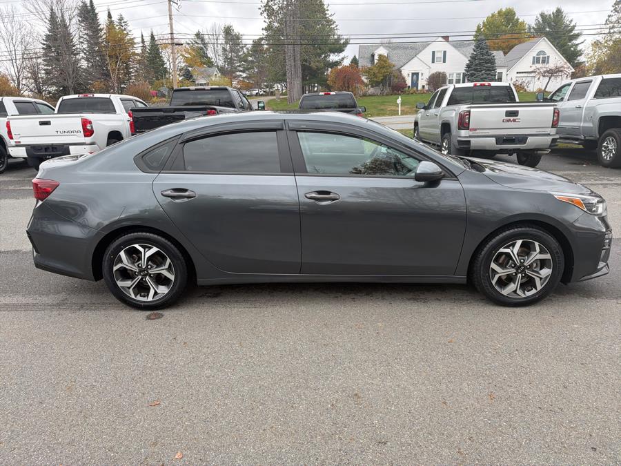 2021 Kia Forte LXS photo 4