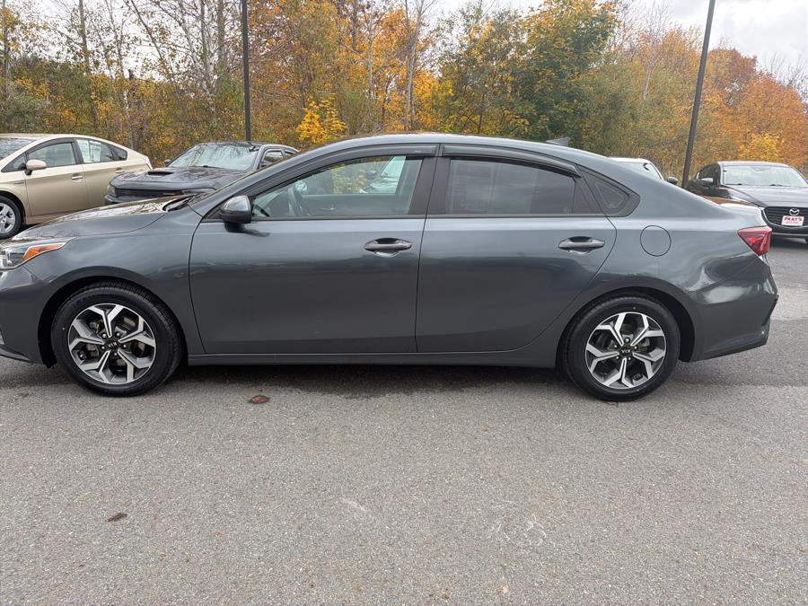 2021 Kia Forte LXS photo 2