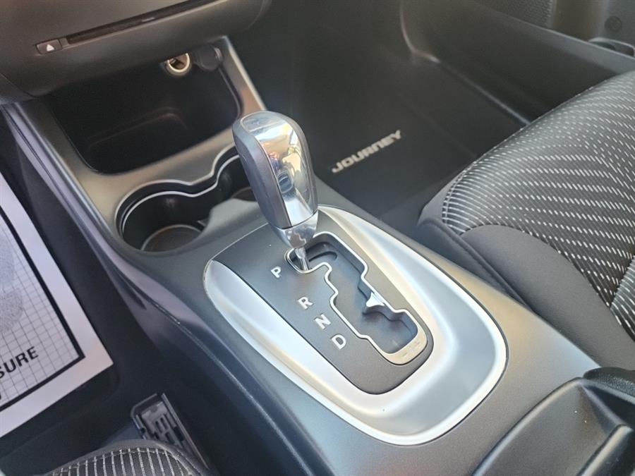 2013 Dodge Journey FWD 4dr SXT, available for sale in Islip, New York | L.I. Auto Gallery. Islip, New York 2013 Dodge Journey FWD 4dr SXT, available for sale in Islip, New York | L.I. Auto Gallery. Islip, New York