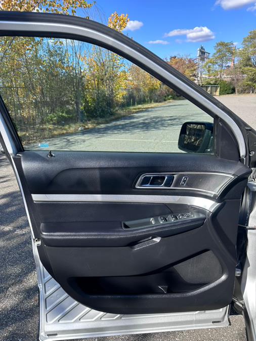 2016 Ford Explorer 4WD 4dr XLT, available for sale in Garfield, New Jersey | Mikes Auto Sales LLC. Garfield, New Jersey 2016 Ford Explorer 4WD 4dr XLT, available for sale in Garfield, New Jersey | Mikes Auto Sales LLC. Garfield, New Jersey