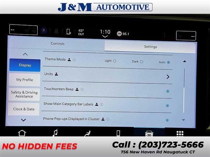 2021 Chrysler Pacifica Touring L, available for sale in Naugatuck, Connecticut | J&M Automotive Sls&Svc LLC. Naugatuck, Connecticut 2021 Chrysler Pacifica Touring L, available for sale in Naugatuck, Connecticut | J&M Automotive Sls&Svc LLC. Naugatuck, Connecticut