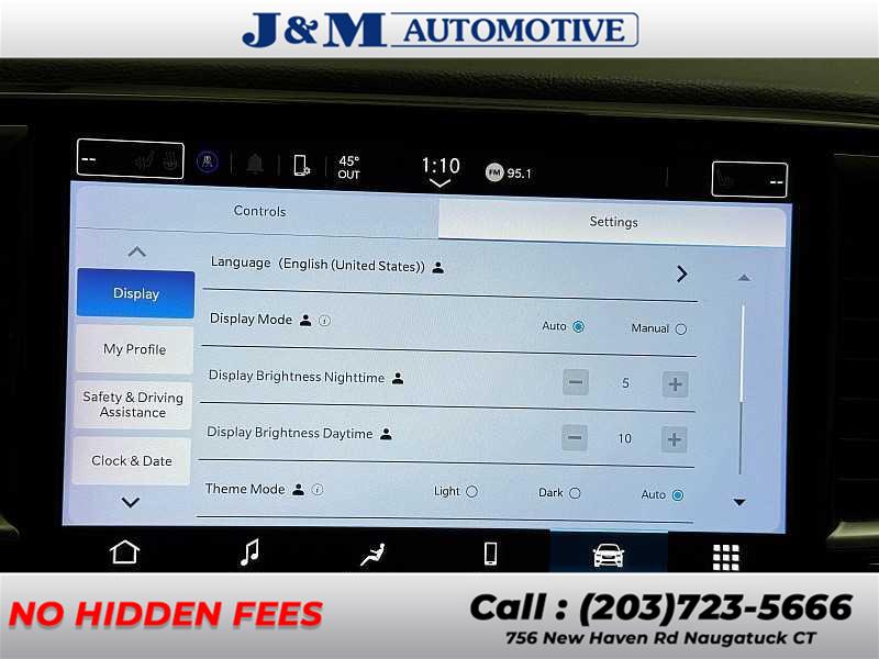 2021 Chrysler Pacifica Touring L, available for sale in Naugatuck, Connecticut | J&M Automotive Sls&Svc LLC. Naugatuck, Connecticut 2021 Chrysler Pacifica Touring L, available for sale in Naugatuck, Connecticut | J&M Automotive Sls&Svc LLC. Naugatuck, Connecticut