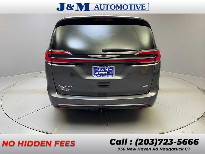 2021 Chrysler Pacifica Touring L, available for sale in Naugatuck, Connecticut | J&M Automotive Sls&Svc LLC. Naugatuck, Connecticut 2021 Chrysler Pacifica Touring L, available for sale in Naugatuck, Connecticut | J&M Automotive Sls&Svc LLC. Naugatuck, Connecticut
