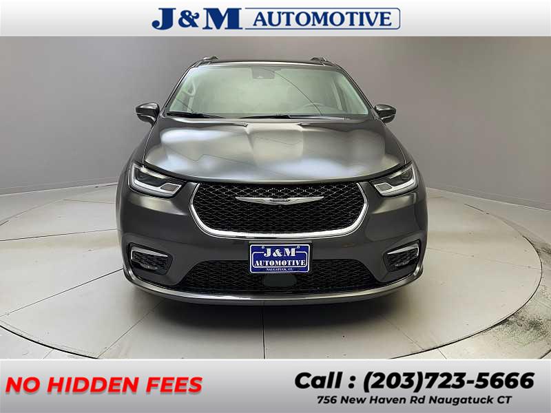 2021 Chrysler Pacifica Touring L, available for sale in Naugatuck, Connecticut | J&M Automotive Sls&Svc LLC. Naugatuck, Connecticut 2021 Chrysler Pacifica Touring L, available for sale in Naugatuck, Connecticut | J&M Automotive Sls&Svc LLC. Naugatuck, Connecticut