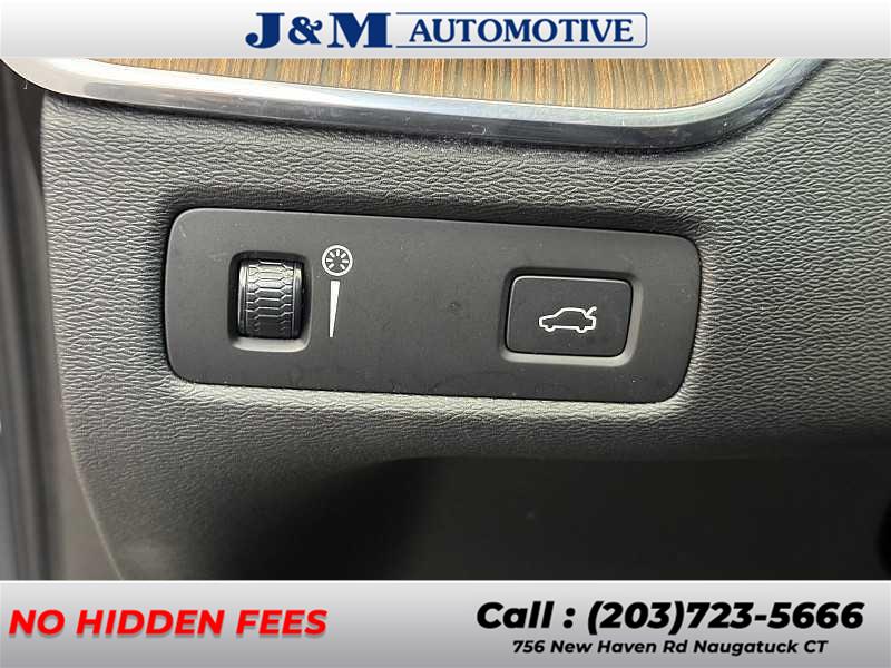 2021 Volvo Xc60 Momentum, available for sale in Naugatuck, Connecticut | J&M Automotive Sls&Svc LLC. Naugatuck, Connecticut 2021 Volvo Xc60 Momentum, available for sale in Naugatuck, Connecticut | J&M Automotive Sls&Svc LLC. Naugatuck, Connecticut