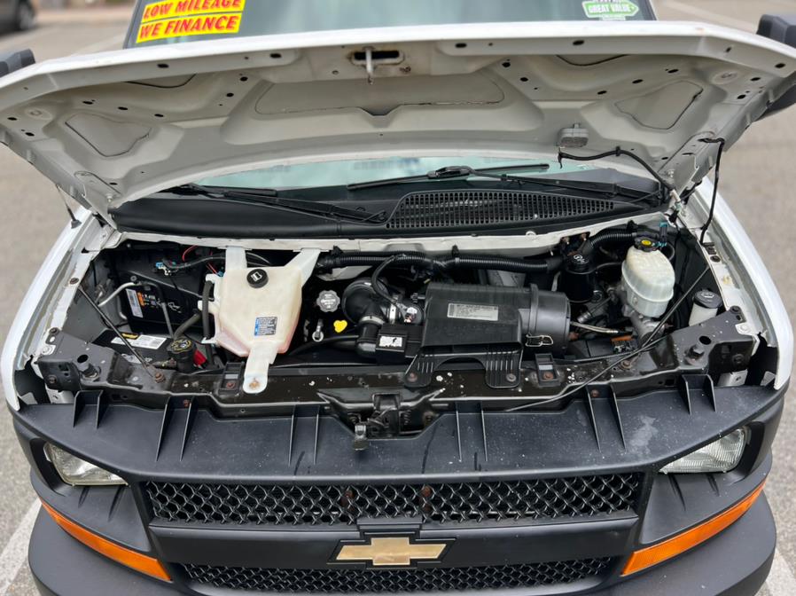 2013 Chevrolet Express Commercial Cutaway 3500 Van 159", available for sale in Paterson, New Jersey | Speedway Commercial Motors LLC. Paterson, New Jersey 2013 Chevrolet Express Commercial Cutaway 3500 Van 159", available for sale in Paterson, New Jersey | Speedway Commercial Motors LLC. Paterson, New Jersey