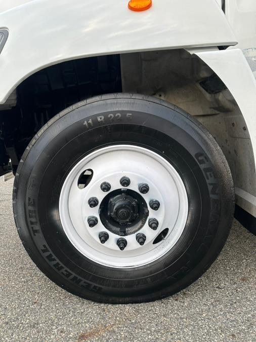 2020 Hino 268A 26FT MORGAN BOX/MAXON LIFTGATE NON CDL, available for sale in Paterson, New Jersey | Speedway Commercial Motors LLC. Paterson, New Jersey 2020 Hino 268A 26FT MORGAN BOX/MAXON LIFTGATE NON CDL, available for sale in Paterson, New Jersey | Speedway Commercial Motors LLC. Paterson, New Jersey