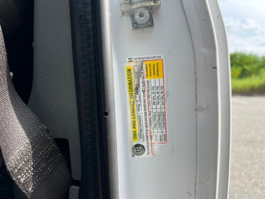 2019 GMC Savana Cargo Van Steel Partition/ RWD 2500 135" LOW MILAGE!, available for sale in Paterson, New Jersey | Speedway Commercial Motors LLC. Paterson, New Jersey 2019 GMC Savana Cargo Van Steel Partition/ RWD 2500 135" LOW MILAGE!, available for sale in Paterson, New Jersey | Speedway Commercial Motors LLC. Paterson, New Jersey