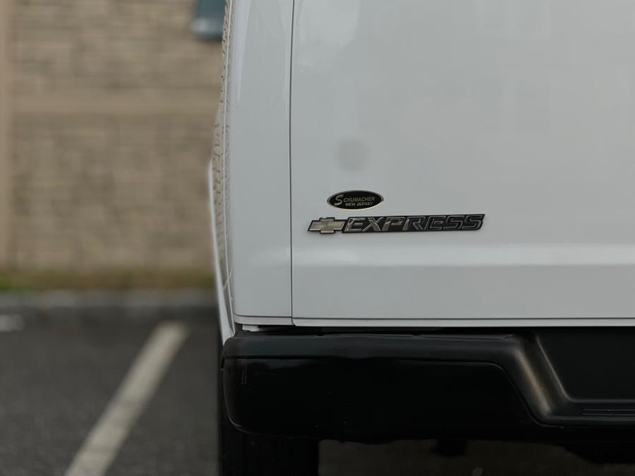 2018 Chevrolet Express Cargo Van RWD 2500 155" EXTENEDED, available for sale in Paterson, New Jersey | Speedway Commercial Motors LLC. Paterson, New Jersey 2018 Chevrolet Express Cargo Van RWD 2500 155" EXTENEDED, available for sale in Paterson, New Jersey | Speedway Commercial Motors LLC. Paterson, New Jersey