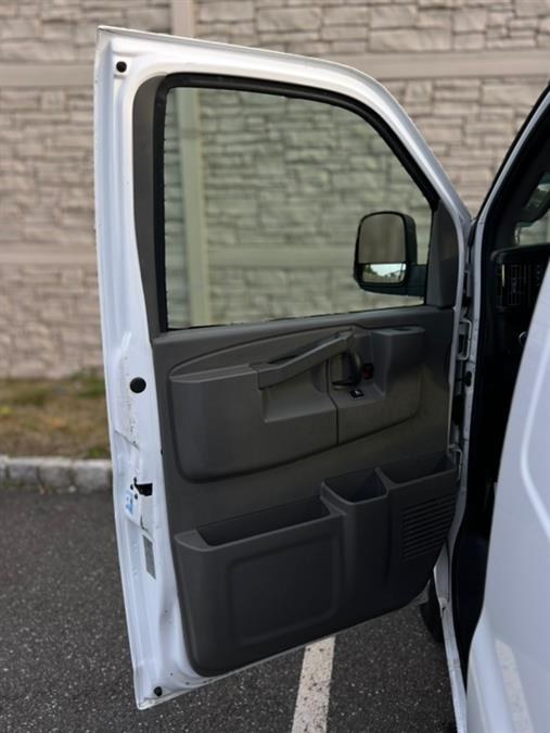 2018 Chevrolet Express Cargo Van RWD 2500 155" EXTENEDED, available for sale in Paterson, New Jersey | Speedway Commercial Motors LLC. Paterson, New Jersey 2018 Chevrolet Express Cargo Van RWD 2500 155" EXTENEDED, available for sale in Paterson, New Jersey | Speedway Commercial Motors LLC. Paterson, New Jersey