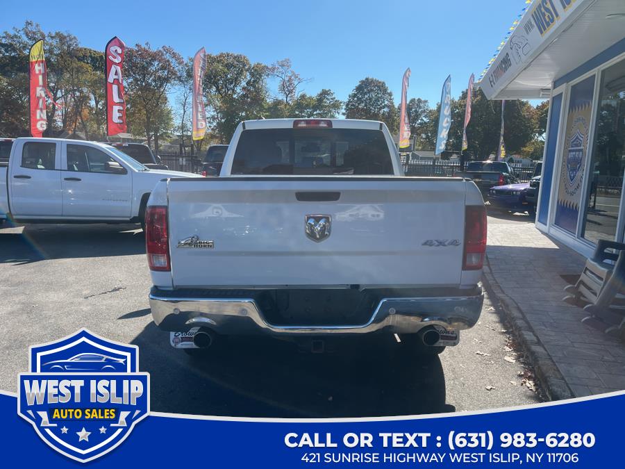 2017 Ram 1500 Big Horn photo 3