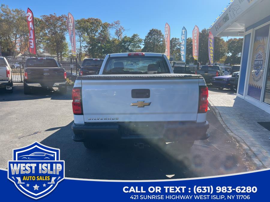 2018 Chevrolet Silverado 1500 photo 3