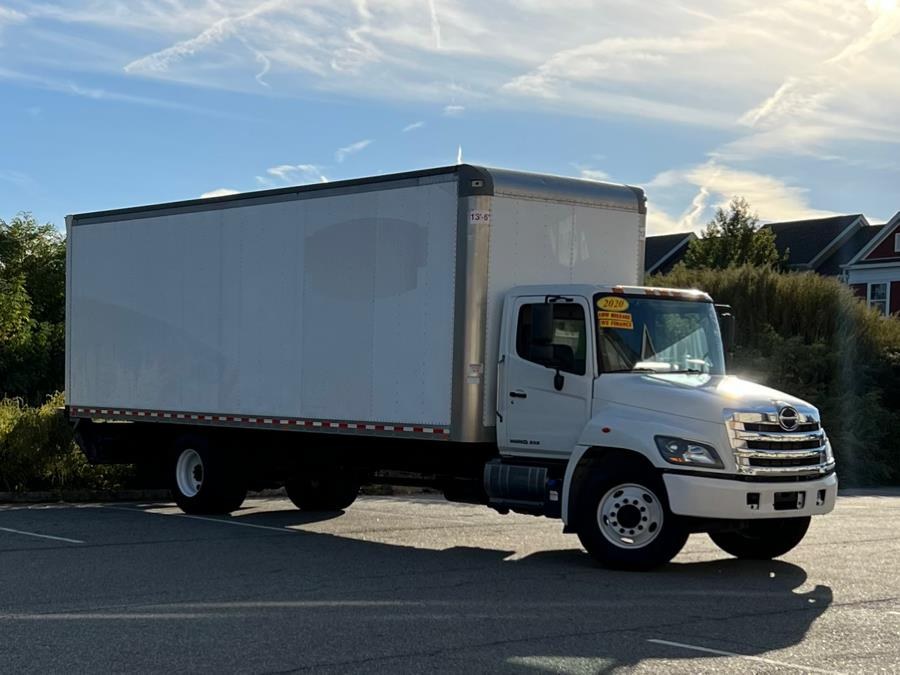 2020 Hino 268A 26FT MORGAN BOX/MAXON LIFTGATE NON CDL, available for sale in Paterson, New Jersey | Speedway Motors LLC. Paterson, New Jersey