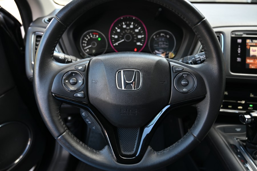 2017 Honda HR-V EX-L Navi AWD, available for sale in Waterbury, Connecticut | Highline Car Connection. Waterbury, Connecticut 2017 Honda HR-V EX-L Navi AWD, available for sale in Waterbury, Connecticut | Highline Car Connection. Waterbury, Connecticut