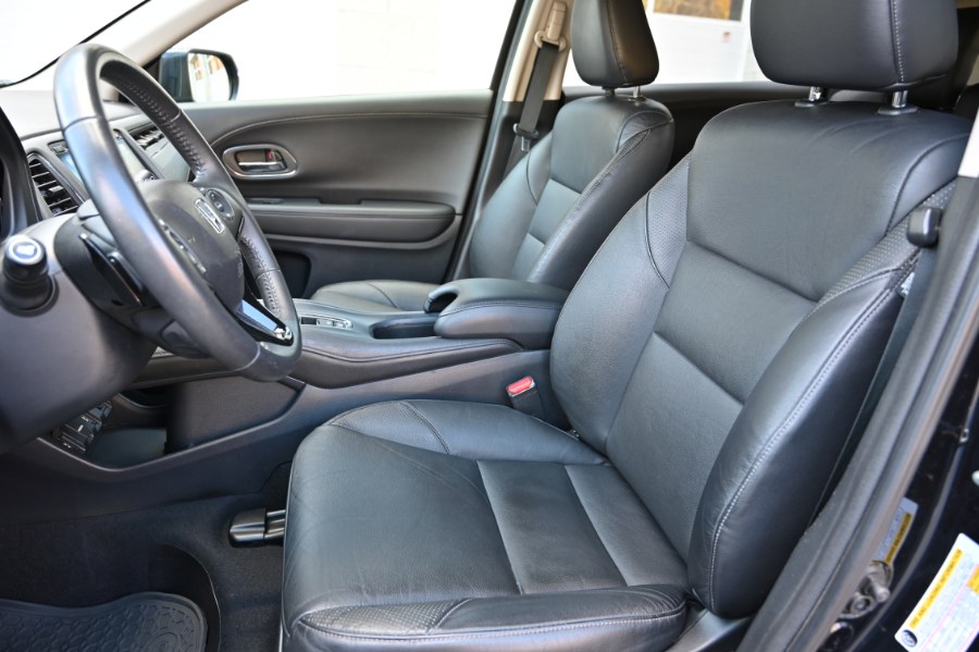 2017 Honda HR-V EX-L Navi AWD, available for sale in Waterbury, Connecticut | Highline Car Connection. Waterbury, Connecticut 2017 Honda HR-V EX-L Navi AWD, available for sale in Waterbury, Connecticut | Highline Car Connection. Waterbury, Connecticut