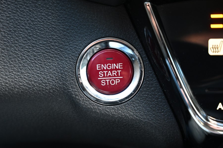 2017 Honda HR-V EX-L Navi AWD, available for sale in Waterbury, Connecticut | Highline Car Connection. Waterbury, Connecticut 2017 Honda HR-V EX-L Navi AWD, available for sale in Waterbury, Connecticut | Highline Car Connection. Waterbury, Connecticut