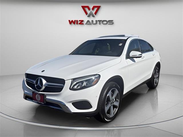Used 2019 Mercedes-benz Glc in Stratford, Connecticut | Wiz Leasing Inc. Stratford, Connecticut