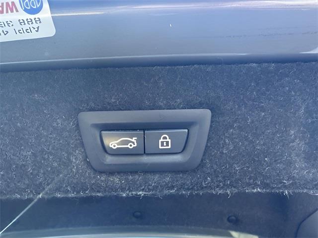 2018 BMW 5 Series 530i xDrive, available for sale in Stratford, Connecticut | Wiz Leasing Inc. Stratford, Connecticut 2018 BMW 5 Series 530i xDrive, available for sale in Stratford, Connecticut | Wiz Leasing Inc. Stratford, Connecticut