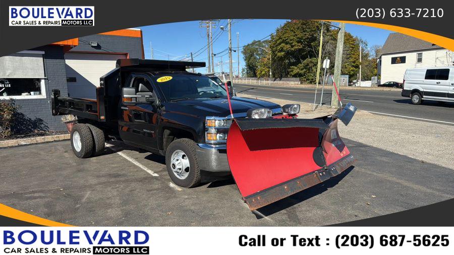 Used 2015 Chevrolet Silverado 3500 Hd Regular Cab & Chassis in New Haven, Connecticut | Boulevard Motors LLC. New Haven, Connecticut