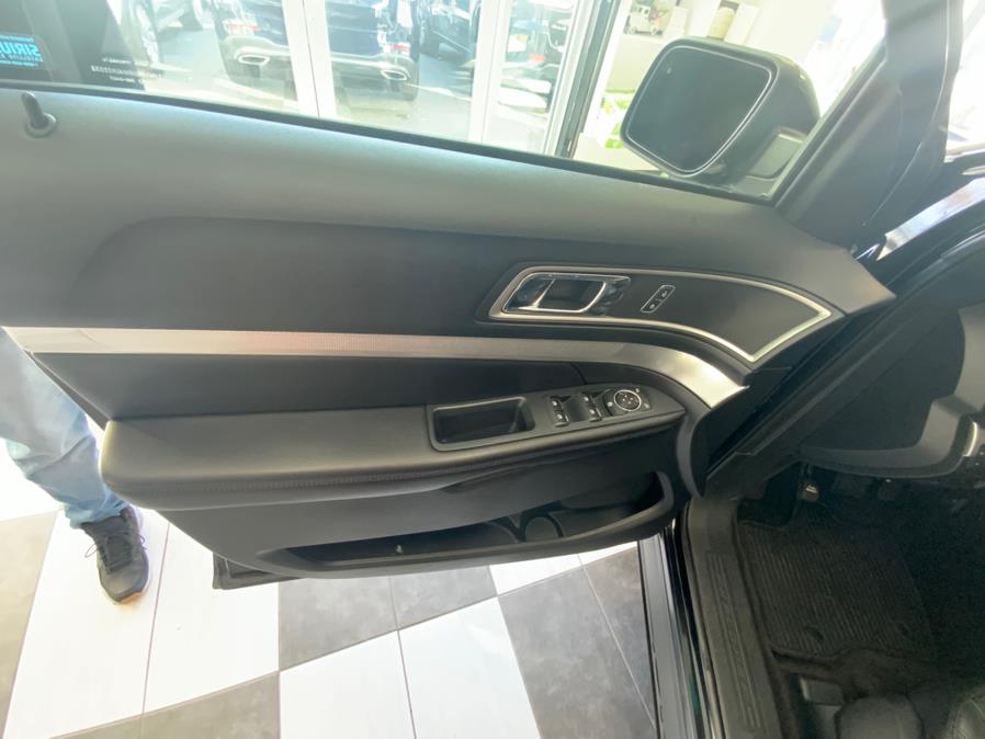 2017 Ford Explorer XLT 4WD, available for sale in Hartford, Connecticut | Franklin Motors Auto Sales LLC. Hartford, Connecticut 2017 Ford Explorer XLT 4WD, available for sale in Hartford, Connecticut | Franklin Motors Auto Sales LLC. Hartford, Connecticut