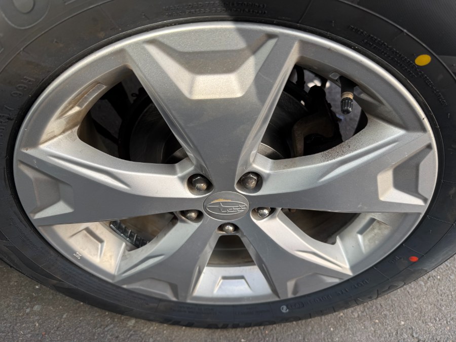 2014 Subaru Forester 4dr Auto 2.5i Limited PZEV, available for sale in Bristol, Connecticut | Bristol Auto Center LLC. Bristol, Connecticut 2014 Subaru Forester 4dr Auto 2.5i Limited PZEV, available for sale in Bristol, Connecticut | Bristol Auto Center LLC. Bristol, Connecticut