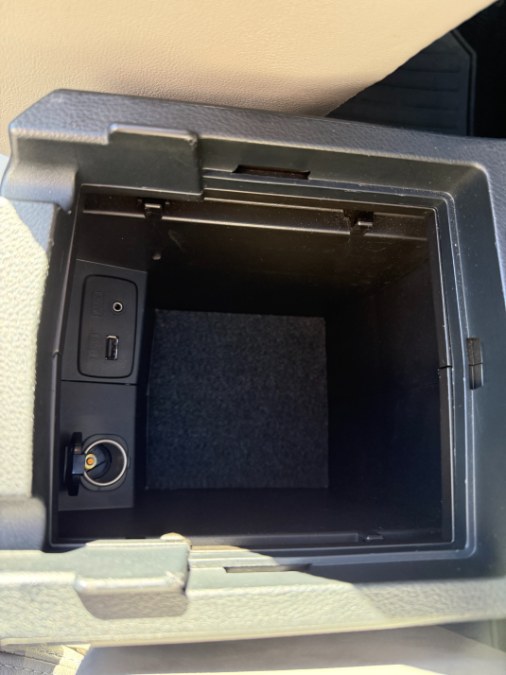 2014 Subaru Forester 4dr Auto 2.5i Limited PZEV, available for sale in Bristol, Connecticut | Bristol Auto Center LLC. Bristol, Connecticut 2014 Subaru Forester 4dr Auto 2.5i Limited PZEV, available for sale in Bristol, Connecticut | Bristol Auto Center LLC. Bristol, Connecticut