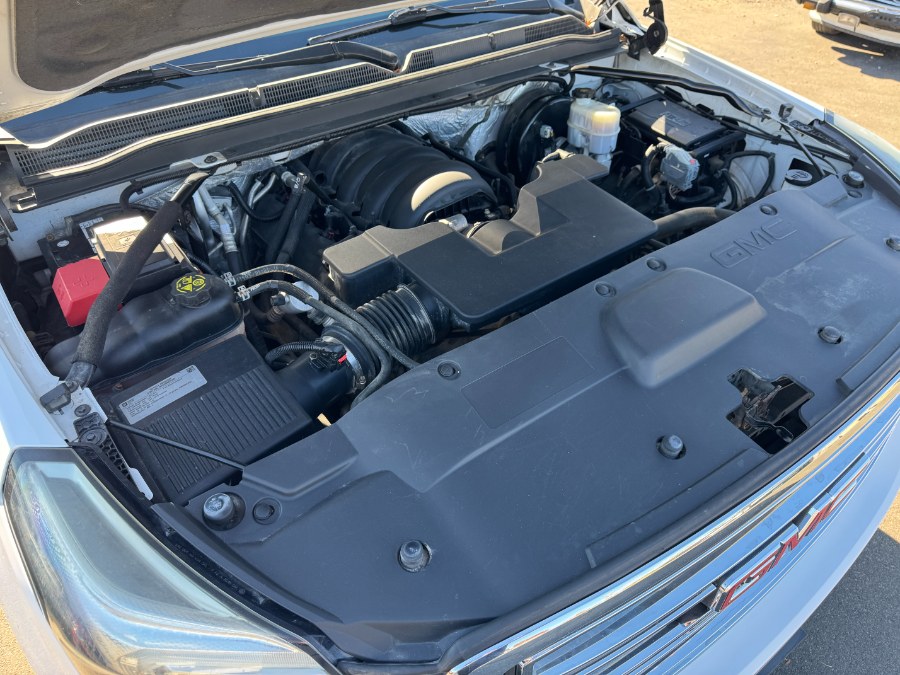 2015 GMC Yukon 4WD 4dr SLE, available for sale in Ortonville, Michigan | Marsh Auto Sales LLC. Ortonville, Michigan 2015 GMC Yukon 4WD 4dr SLE, available for sale in Ortonville, Michigan | Marsh Auto Sales LLC. Ortonville, Michigan