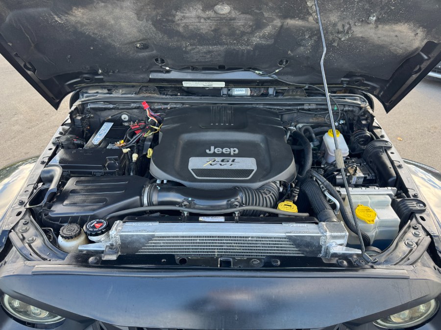 2013 Jeep Wrangler Unlimited 4WD 4dr Rubicon, available for sale in Ortonville, Michigan | Marsh Auto Sales LLC. Ortonville, Michigan 2013 Jeep Wrangler Unlimited 4WD 4dr Rubicon, available for sale in Ortonville, Michigan | Marsh Auto Sales LLC. Ortonville, Michigan