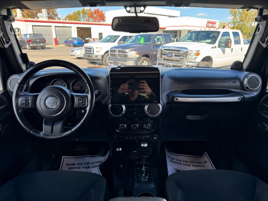 2013 Jeep Wrangler Unlimited 4WD 4dr Rubicon, available for sale in Ortonville, Michigan | Marsh Auto Sales LLC. Ortonville, Michigan 2013 Jeep Wrangler Unlimited 4WD 4dr Rubicon, available for sale in Ortonville, Michigan | Marsh Auto Sales LLC. Ortonville, Michigan