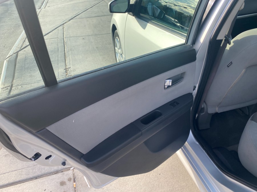 2012 Nissan Sentra 4dr Sdn I4 CVT 2.0 S, available for sale in Middle Village, New York | Middle Village Motors . Middle Village, New York 2012 Nissan Sentra 4dr Sdn I4 CVT 2.0 S, available for sale in Middle Village, New York | Middle Village Motors . Middle Village, New York