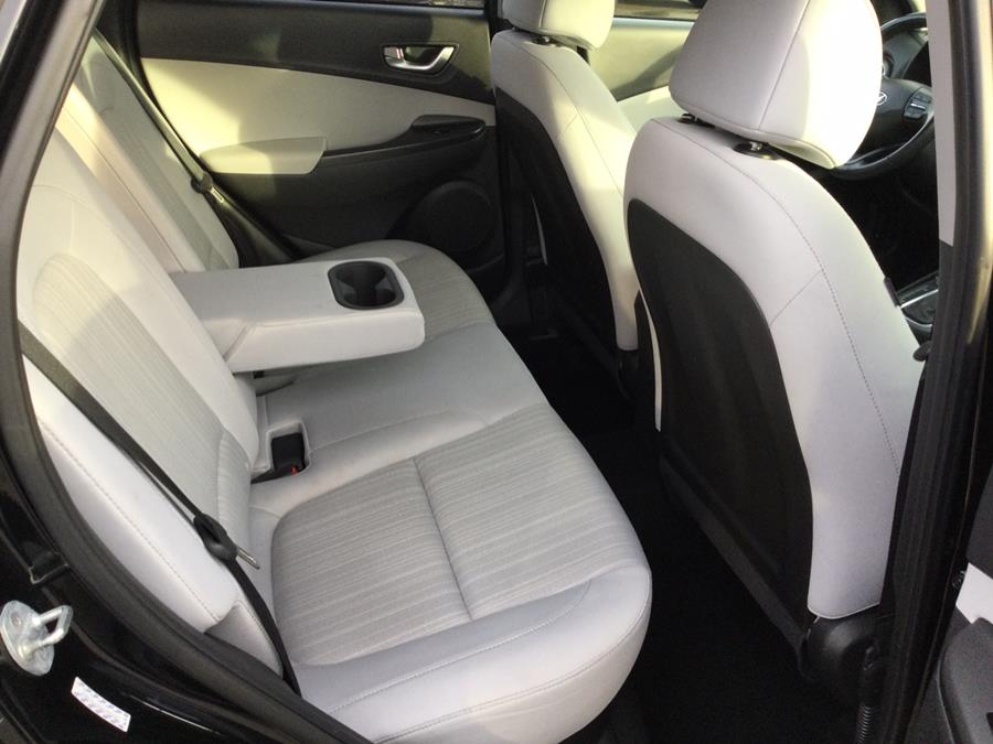 2022 Hyundai Kona SEL Auto AWD, available for sale in Plantsville, Connecticut | L&S Automotive LLC. Plantsville, Connecticut 2022 Hyundai Kona SEL Auto AWD, available for sale in Plantsville, Connecticut | L&S Automotive LLC. Plantsville, Connecticut