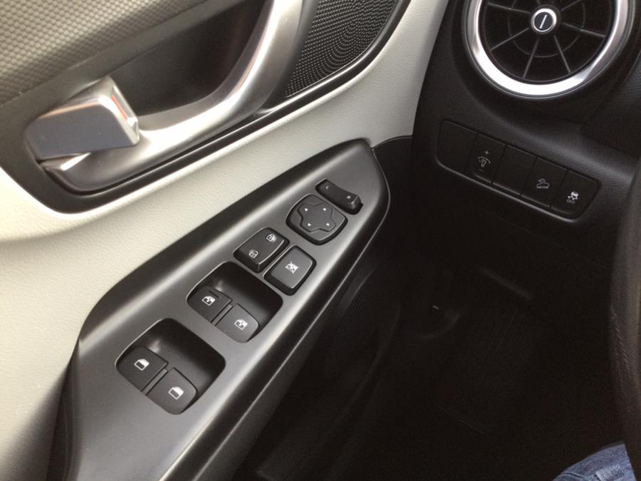 2022 Hyundai Kona SEL Auto AWD, available for sale in Plantsville, Connecticut | L&S Automotive LLC. Plantsville, Connecticut 2022 Hyundai Kona SEL Auto AWD, available for sale in Plantsville, Connecticut | L&S Automotive LLC. Plantsville, Connecticut