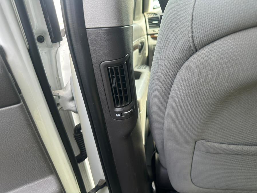 2012 Hyundai Santa Fe FWD 4dr I4 GLS, available for sale in Wallingford, Connecticut | Wallingford Auto Center LLC. Wallingford, Connecticut 2012 Hyundai Santa Fe FWD 4dr I4 GLS, available for sale in Wallingford, Connecticut | Wallingford Auto Center LLC. Wallingford, Connecticut