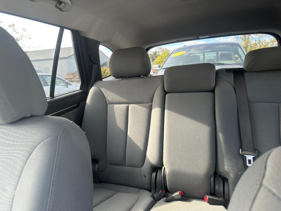 2012 Hyundai Santa Fe FWD 4dr I4 GLS, available for sale in Wallingford, Connecticut | Wallingford Auto Center LLC. Wallingford, Connecticut 2012 Hyundai Santa Fe FWD 4dr I4 GLS, available for sale in Wallingford, Connecticut | Wallingford Auto Center LLC. Wallingford, Connecticut