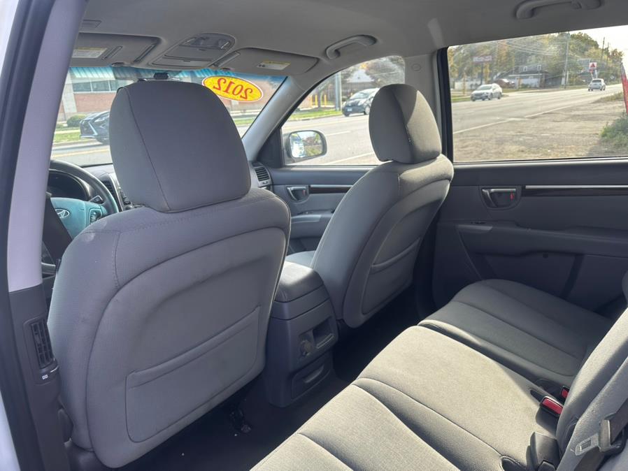 2012 Hyundai Santa Fe FWD 4dr I4 GLS, available for sale in Wallingford, Connecticut | Wallingford Auto Center LLC. Wallingford, Connecticut 2012 Hyundai Santa Fe FWD 4dr I4 GLS, available for sale in Wallingford, Connecticut | Wallingford Auto Center LLC. Wallingford, Connecticut