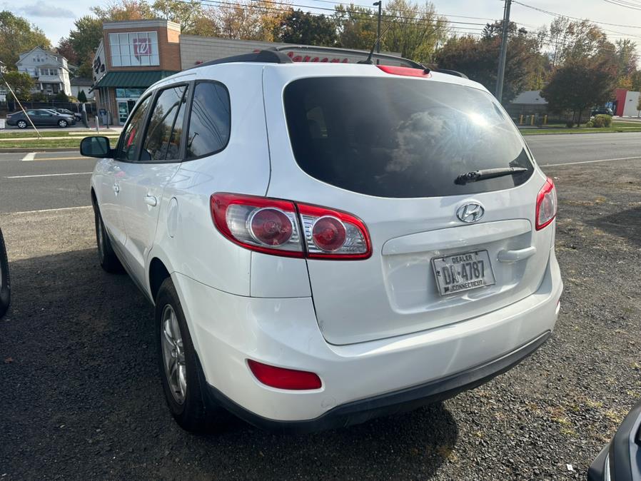 2012 Hyundai Santa Fe FWD 4dr I4 GLS, available for sale in Wallingford, Connecticut | Wallingford Auto Center LLC. Wallingford, Connecticut 2012 Hyundai Santa Fe FWD 4dr I4 GLS, available for sale in Wallingford, Connecticut | Wallingford Auto Center LLC. Wallingford, Connecticut