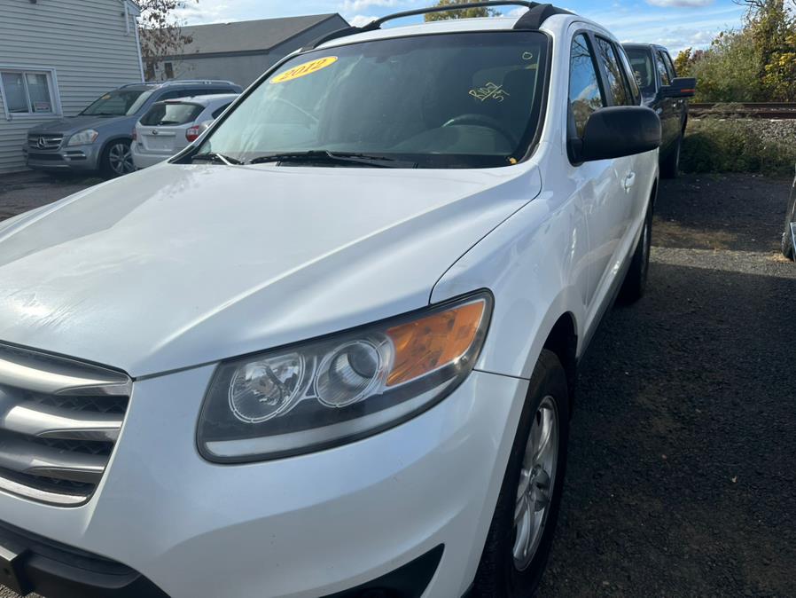 2012 Hyundai Santa Fe FWD 4dr I4 GLS, available for sale in Wallingford, Connecticut | Wallingford Auto Center LLC. Wallingford, Connecticut 2012 Hyundai Santa Fe FWD 4dr I4 GLS, available for sale in Wallingford, Connecticut | Wallingford Auto Center LLC. Wallingford, Connecticut