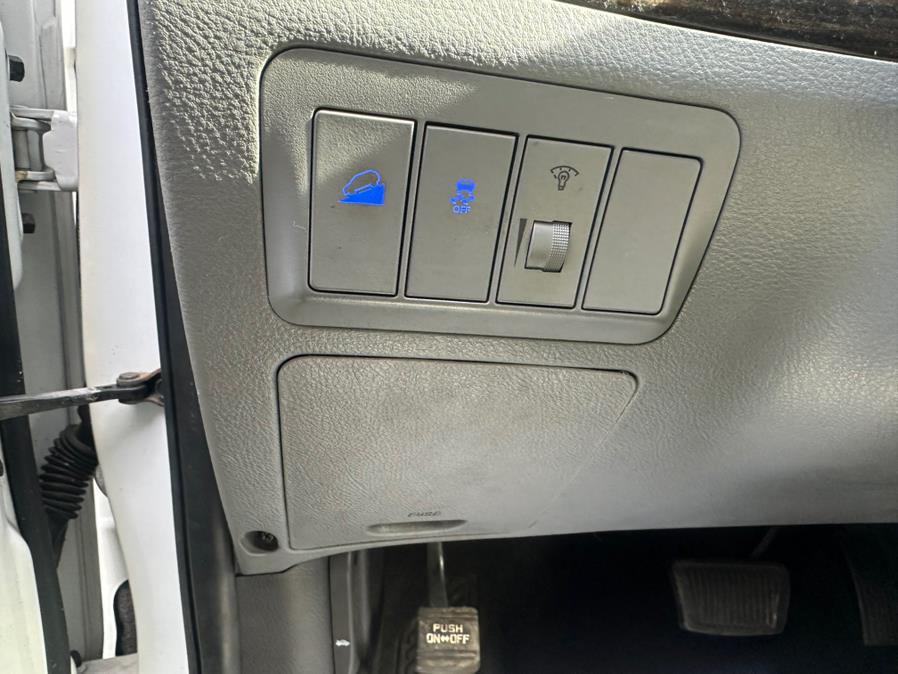 2012 Hyundai Santa Fe FWD 4dr I4 GLS, available for sale in Wallingford, Connecticut | Wallingford Auto Center LLC. Wallingford, Connecticut 2012 Hyundai Santa Fe FWD 4dr I4 GLS, available for sale in Wallingford, Connecticut | Wallingford Auto Center LLC. Wallingford, Connecticut