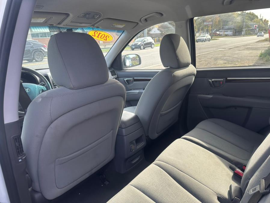 2012 Hyundai Santa Fe FWD 4dr I4 GLS, available for sale in Wallingford, Connecticut | Wallingford Auto Center LLC. Wallingford, Connecticut 2012 Hyundai Santa Fe FWD 4dr I4 GLS, available for sale in Wallingford, Connecticut | Wallingford Auto Center LLC. Wallingford, Connecticut