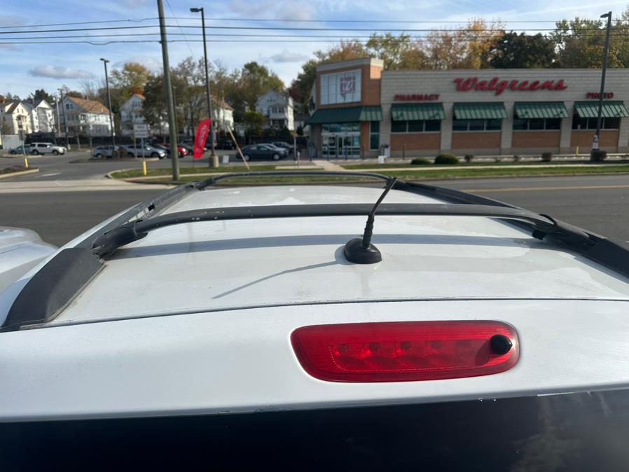 2012 Hyundai Santa Fe FWD 4dr I4 GLS, available for sale in Wallingford, Connecticut | Wallingford Auto Center LLC. Wallingford, Connecticut 2012 Hyundai Santa Fe FWD 4dr I4 GLS, available for sale in Wallingford, Connecticut | Wallingford Auto Center LLC. Wallingford, Connecticut