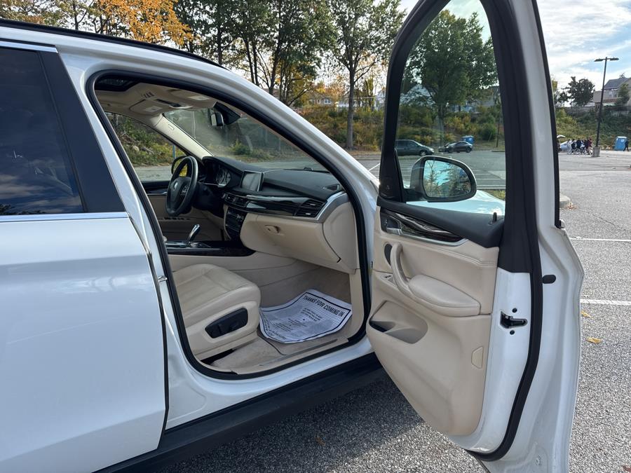 2014 BMW X5 xDrive35d AWD 4dr xDrive35d, available for sale in Paterson, New Jersey | Xcell Motors LLC. Paterson, New Jersey 2014 BMW X5 xDrive35d AWD 4dr xDrive35d, available for sale in Paterson, New Jersey | Xcell Motors LLC. Paterson, New Jersey