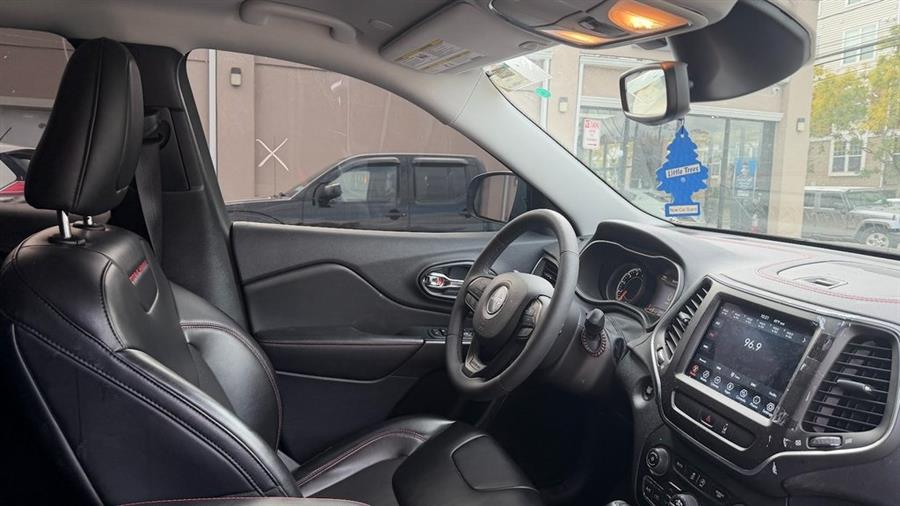 2022 Jeep Cherokee Trailhawk, available for sale in Valley Stream, New York | Certified Performance Motors. Valley Stream, New York 2022 Jeep Cherokee Trailhawk, available for sale in Valley Stream, New York | Certified Performance Motors. Valley Stream, New York