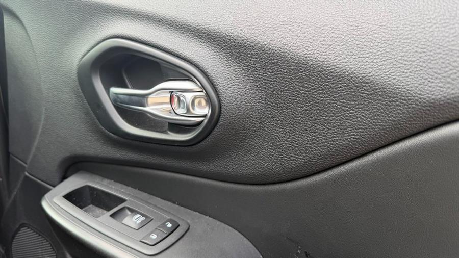 2022 Jeep Cherokee Trailhawk, available for sale in Valley Stream, New York | Certified Performance Motors. Valley Stream, New York 2022 Jeep Cherokee Trailhawk, available for sale in Valley Stream, New York | Certified Performance Motors. Valley Stream, New York