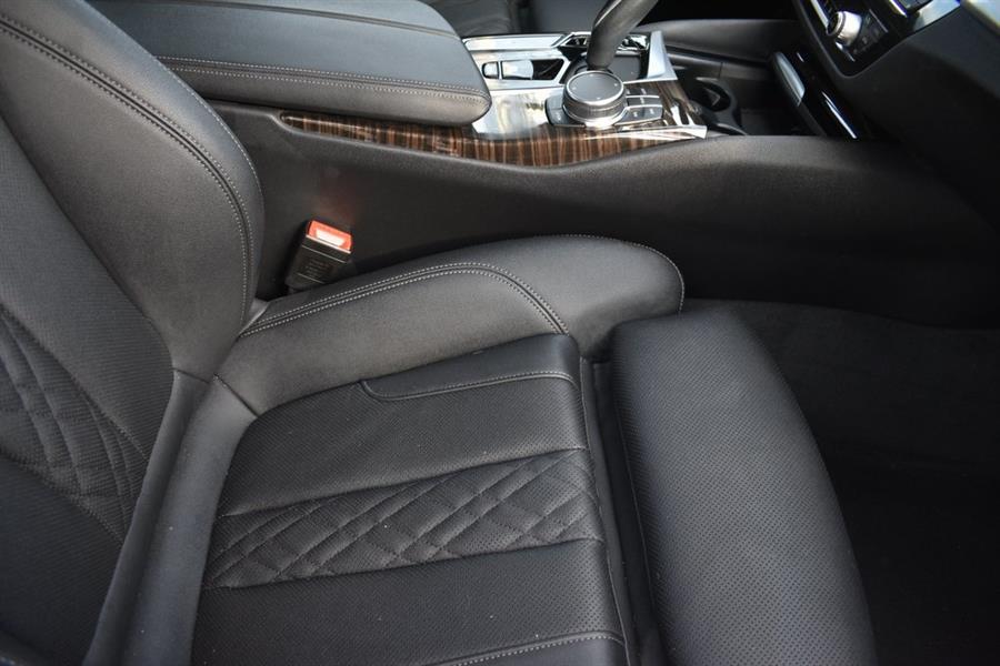 2022 BMW 5 Series 530i xDrive, available for sale in Valley Stream, New York | Certified Performance Motors. Valley Stream, New York 2022 BMW 5 Series 530i xDrive, available for sale in Valley Stream, New York | Certified Performance Motors. Valley Stream, New York