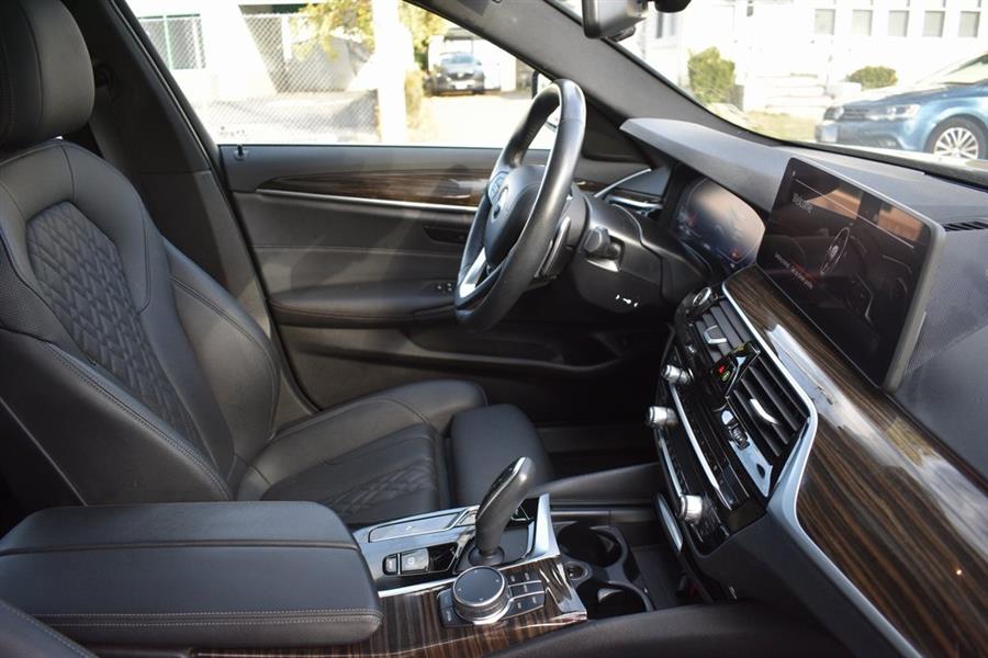 2022 BMW 5 Series 530i xDrive, available for sale in Valley Stream, New York | Certified Performance Motors. Valley Stream, New York 2022 BMW 5 Series 530i xDrive, available for sale in Valley Stream, New York | Certified Performance Motors. Valley Stream, New York