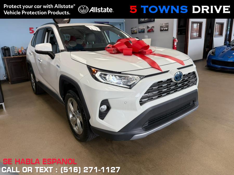 Used 2021 Toyota RAV4 in Inwood, New York | 5 Towns Drive. Inwood, New York