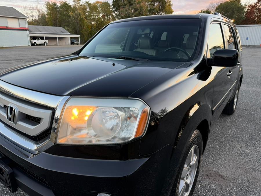 Used 2009 Honda Pilot in Springfield, Massachusetts | Auto Globe LLC. Springfield, Massachusetts