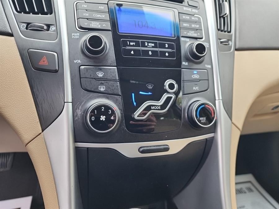 2011 Hyundai Sonata 4dr Sdn 2.4L Man GLS *Ltd Avail*, available for sale in Islip, New York | L.I. Auto Gallery. Islip, New York 2011 Hyundai Sonata 4dr Sdn 2.4L Man GLS *Ltd Avail*, available for sale in Islip, New York | L.I. Auto Gallery. Islip, New York