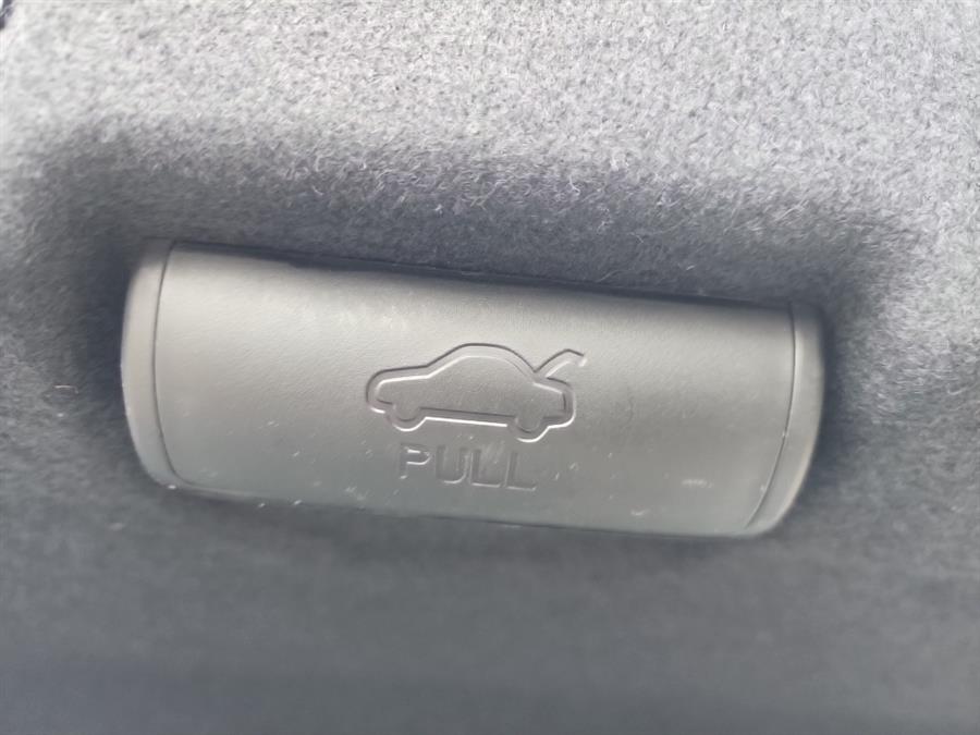 2011 Hyundai Sonata 4dr Sdn 2.4L Man GLS *Ltd Avail*, available for sale in Islip, New York | L.I. Auto Gallery. Islip, New York 2011 Hyundai Sonata 4dr Sdn 2.4L Man GLS *Ltd Avail*, available for sale in Islip, New York | L.I. Auto Gallery. Islip, New York